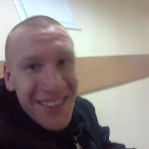 Евгений, 33 года, Барабинск