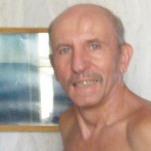 Влад, 69 лет, Волгоград