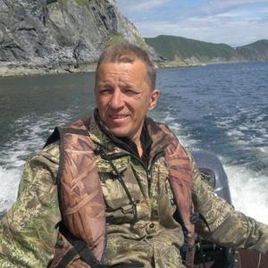 Парни в Магадане: Вадим Беликов, 63 - ищет девушку из Магадана