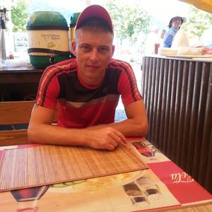 Парни в Гулькевичах: Igor, 39 - ищет девушку из Гулькевич