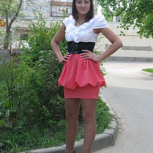 Девушки в Серпухове: Ирина, 37 - ищет парня из Серпухова