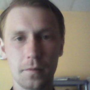 Парни в Ижевске: Dmitry, 38 - ищет девушку из Ижевска