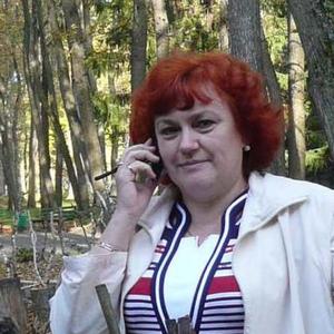 Девушки в Нижний Новгороде: Марина, 65 - ищет парня из Нижний Новгорода