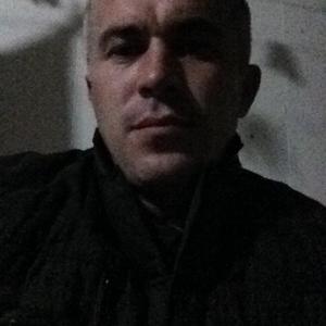 Парни в г. Грозный (Чечня): Иса, 45 - ищет девушку из г. Грозный (Чечня)