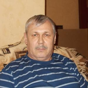 Парни в Карачеве: Александр, 63 - ищет девушку из Карачева