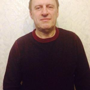 Вячеслав, 64 года, Омск