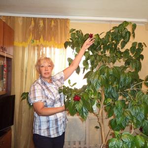 Валентина, 57 лет, Надым