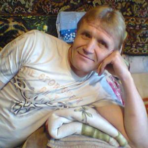Юрий, 58 лет, Алдан