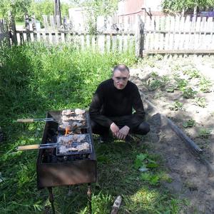 Анатолий, 46 лет, Усинск