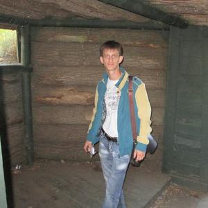 Парни в Саратове: Dima Makarov, 38 - ищет девушку из Саратова