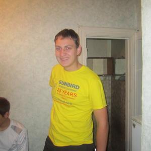 Парни в Кыштыме: Андрей, 28 - ищет девушку из Кыштыма