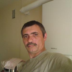 Геннадий, 56 лет, Боровичи