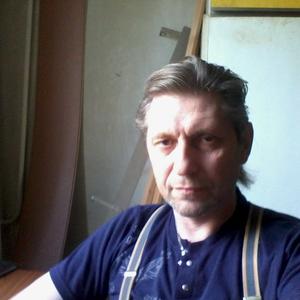 Александр, 56 лет, Северск