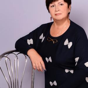 Людмила, 69 лет, Барнаул