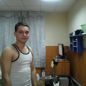 Станислав, 30 лет, Уссурийск