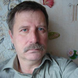 Андрей, 63 года, Псков