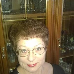 Ольга, 67 лет, Казань
