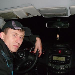 Иван, 35 лет, Белово
