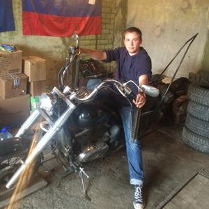 Вадим, 38 лет, Оленегорск