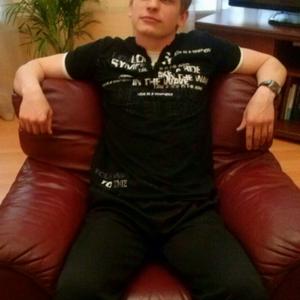 Анатолий, 32 года, Ливны