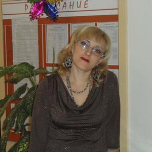 Девушки в Оренбурге: Ирина, 45 - ищет парня из Оренбурга