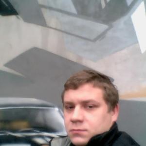 Антон, 34 года, Волхов