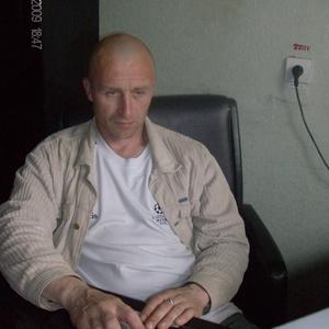 Роман, 46 лет, Киров