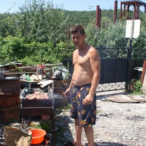 Василий, 45 лет, Астрахань