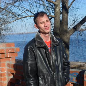 Парни в Вольске: Леха, 41 - ищет девушку из Вольска