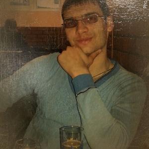 Евгений, 33 года, Магадан