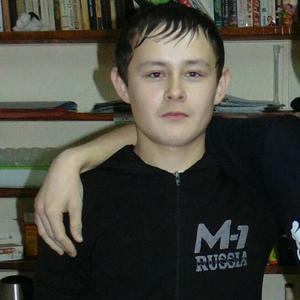 Максим, 27 лет, Малмыж