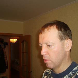 Парни в Удомле: Миша Кузнецов, 54 - ищет девушку из Удомли