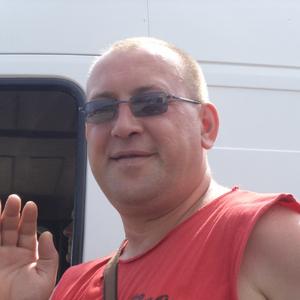 Парни в Бежецке: Андрей, 53 - ищет девушку из Бежецка