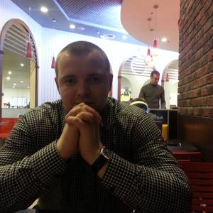 Анатолий, 34 года, Новый Уренгой